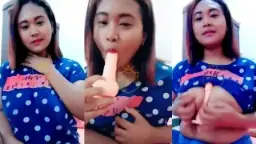 Mbak iyem Sepong Dildo Jepitin di Toketnya Video by Beeg