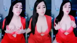 JenniiieR Tetek Bergetar Host MILF DreamLive Video by Kompoz
