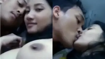 UGM Cantik Pacaran Mesum di Kamar Video by SpankBang