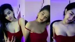 Violine Remas Belahan Dada Basah Idaman Pascol Video by PornHub