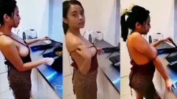 Miera Masak Sambil Pamer Uting Video by YouJizz
