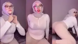 Hijab Twerk Goyang Binal 1 Video by indo Hijab Twerk Goyang Binal 1 Video by indo